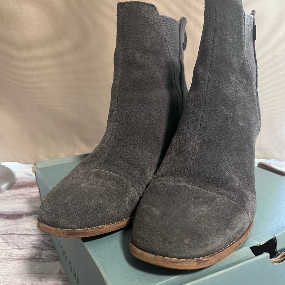 TOMS Esme Forged Iron Grey Suede Heeled Boot